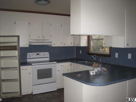9215 Apache Dr, Hickory, NC 28601 photo 8