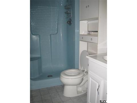 9215 Apache Dr, Hickory, NC 28601 photo 13