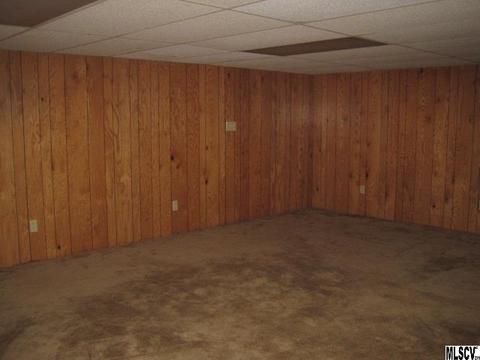 9215 Apache Dr, Hickory, NC 28601 photo 5