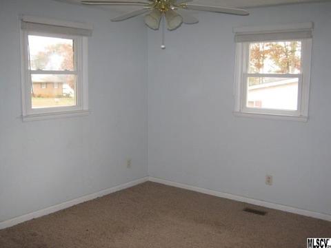 3625 Barbara Dr, Conover, NC 28613 photo 10