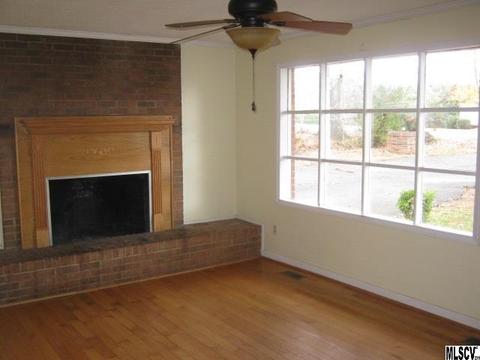 3625 Barbara Dr, Conover, NC 28613 photo 3