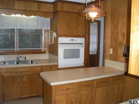 123 4th Ave, Conover, NC 28613 photo 3