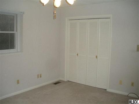 123 4th Ave, Conover, NC 28613 photo 6