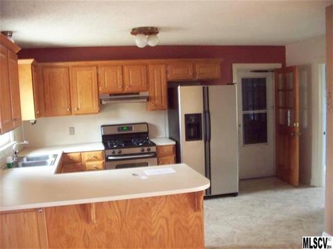 1204 2nd St, Conover, NC 28613 photo 3