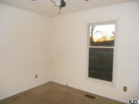 942 30th St, Conover, NC 28613 photo 8