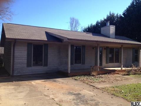 942 30th St, Conover, NC 28613 photo 1