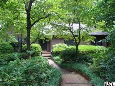 2016 10th Street Nw Blvd NW, Hickory, NC 28601 photo 1