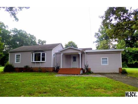 18 Holly St, Maiden, NC 28650 photo 1