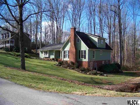 605 6th Ave, Conover, NC 28613 photo 2