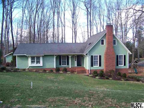 605 6th Ave, Conover, NC 28613 photo 1