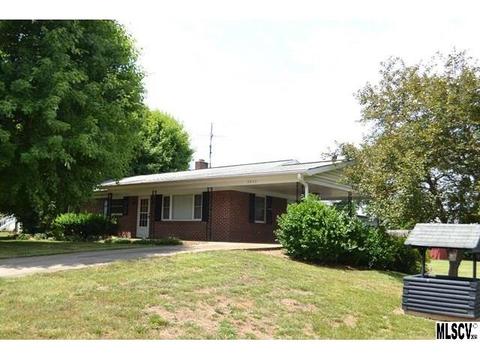 3933 Springs Rd, Conover, NC 28613 photo 1