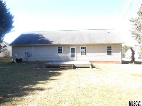 709 Gemcrest Dr, Conover, NC 28613 photo 8