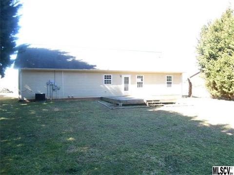 709 Gemcrest Dr, Conover, NC 28613 photo 7