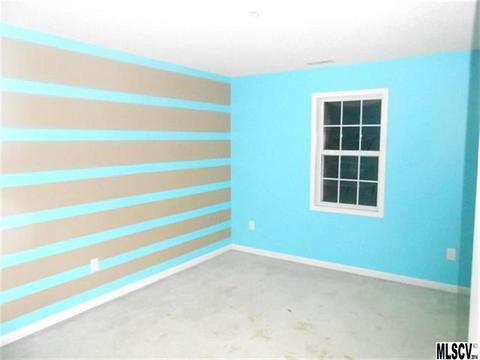 709 Gemcrest Dr, Conover, NC 28613 photo 3