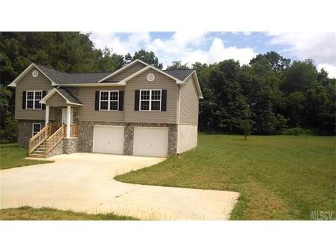 2381 29th Ave Dr, Hickory, NC 28601 photo 2