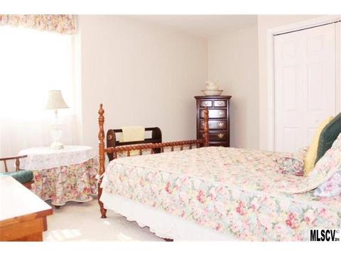 6509 Emory Dr, Hickory, NC 28601 photo 4