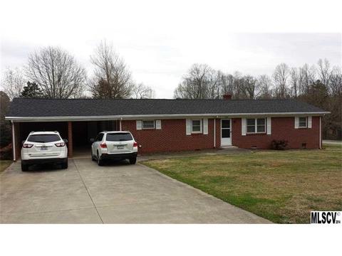 218 2nd Avenue Ne Pl NE, Conover, NC 28613 photo 1