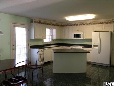 910 3rd Street Ne Pl NE, Conover, NC 28613 photo 3