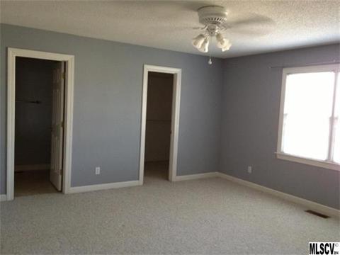 910 3rd Street Ne Pl NE, Conover, NC 28613 photo 6