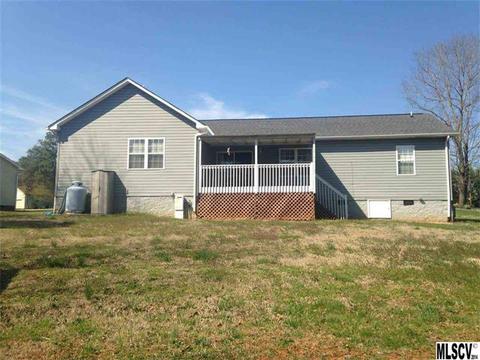 2128 Redberry Ln, Conover, NC 28613 photo 4