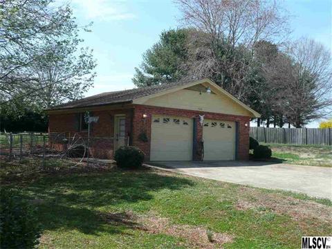 104 Belleview Dr, Conover, NC 28613 photo 10