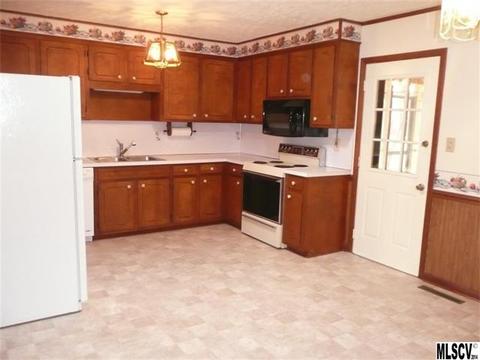 104 Belleview Dr, Conover, NC 28613 photo 14