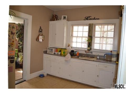 117 1st Ave, Conover, NC 28613 photo 7