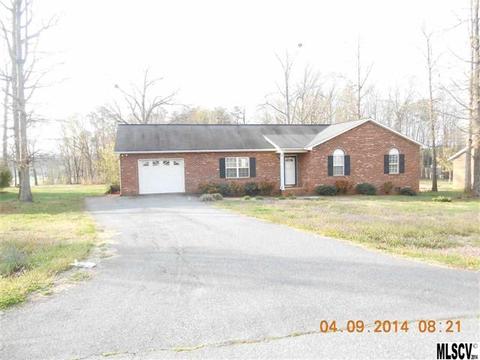 1997 Summerfield Cir, Conover, NC 28613 photo 1