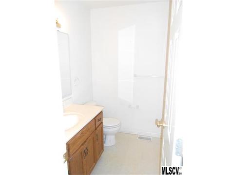 1997 Summerfield Cir, Conover, NC 28613 photo 2