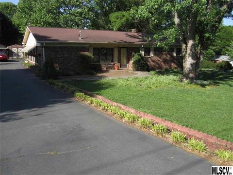 221 3rd St, Conover, NC 28613 photo 10