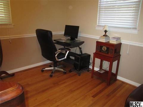 221 3rd St, Conover, NC 28613 photo 5