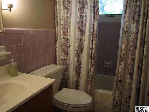 221 3rd St, Conover, NC 28613 photo 8