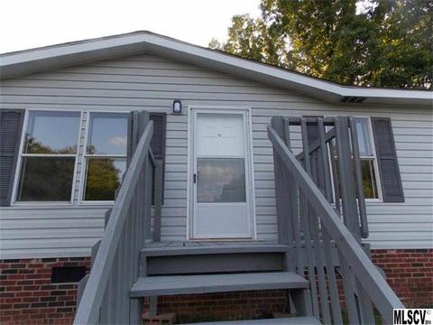 1624 Amy Dr, Conover, NC 28613 photo 2