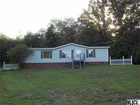 1624 Amy Dr, Conover, NC 28613 photo 1