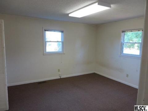 4377 E Maiden Rd, Maiden, NC 28650 photo 12