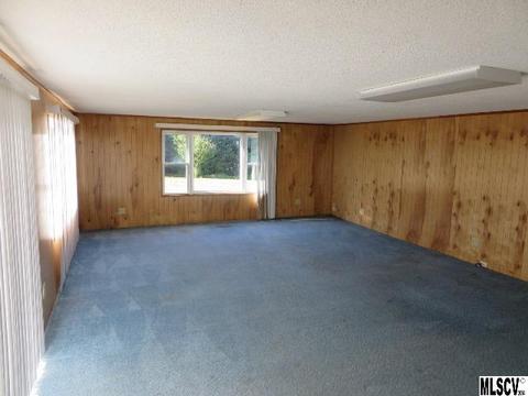 4377 E Maiden Rd, Maiden, NC 28650 photo 4