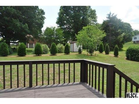 2593 Cedar Valley Dr, Conover, NC 28613 photo 10