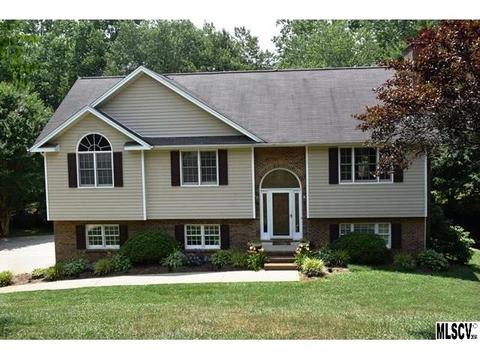 3204 6th Ave, Conover, NC 28613 photo 1