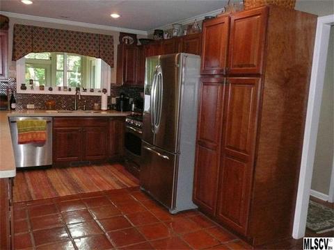 1010 3rd Ave, Conover, NC 28613 photo 5