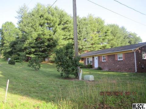 237 Mountain Oak Ln, Hickory, NC 28601 photo 14