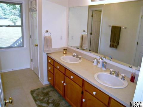 3271 Pine Leaf Dr, Maiden, NC 28650 photo 4