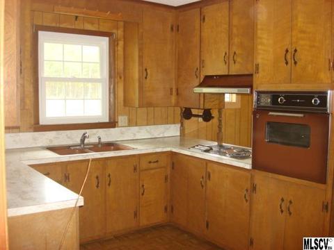 4397 E Maiden Rd, Maiden, NC 28650 photo 11