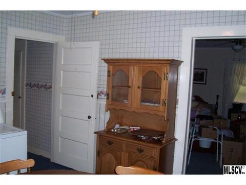 109 Summit St, Morganton, NC 28655 photo 3
