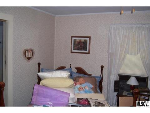 109 Summit St, Morganton, NC 28655 photo 4