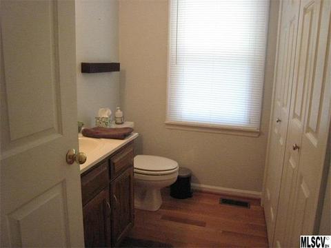 808 7th Ave, Conover, NC 28613 photo 3