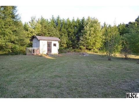 1585 Floyd Baker Dr, Conover, NC 28613 photo 5