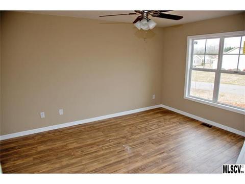 1015 Atherstone St, Conover, NC 28613 photo 15