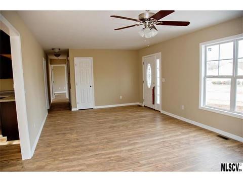 1015 Atherstone St, Conover, NC 28613 photo 23