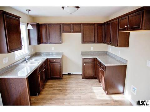 1015 Atherstone St, Conover, NC 28613 photo 4