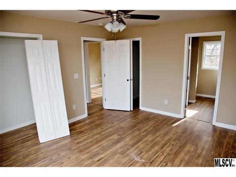 1015 Atherstone St, Conover, NC 28613 photo 16